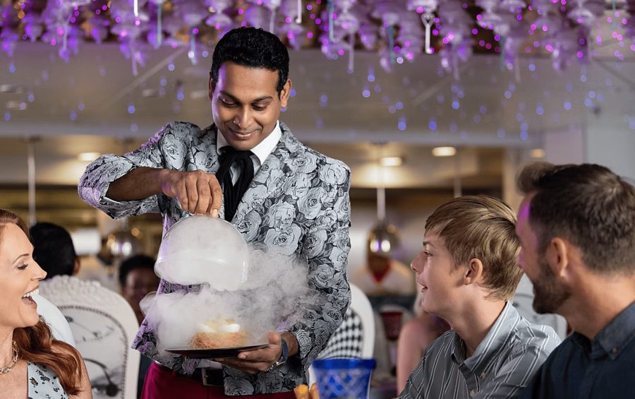 Ресторан Wonderland на Ovation of the Seas